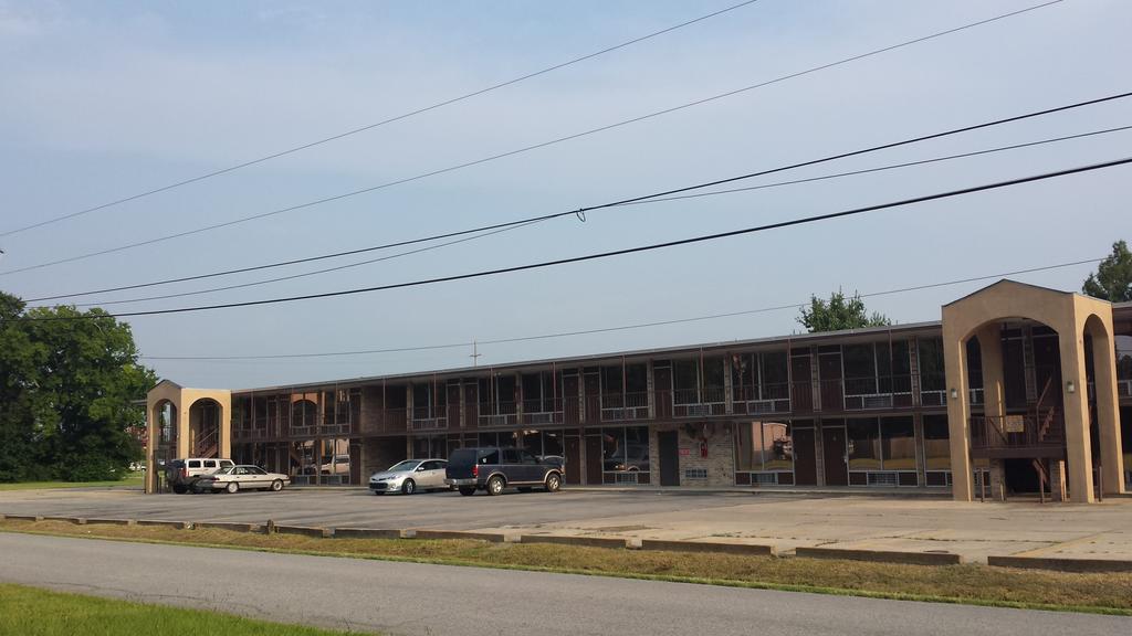 Sunbelt Lodge Motel Abbeville Exterior photo